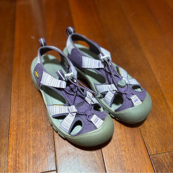 Keen Waterproof Sandals - Picture 1 of 6